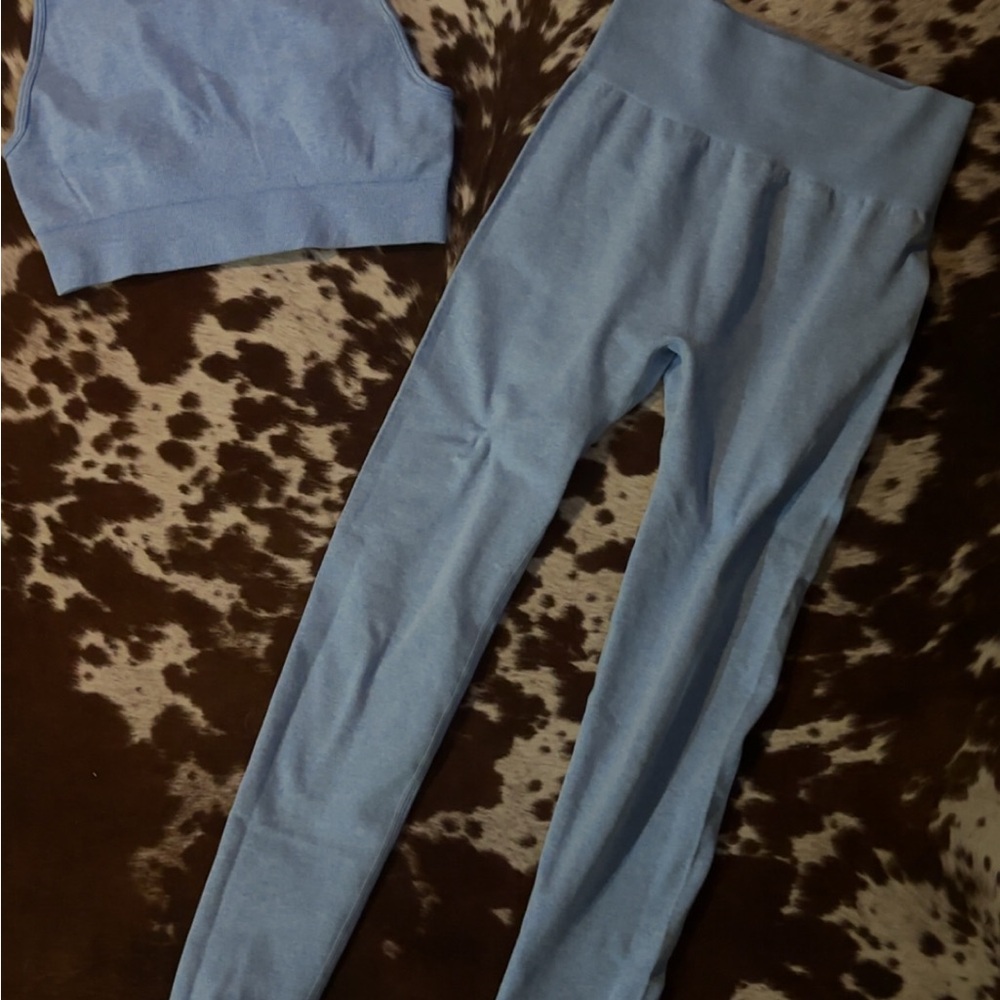 Source Unknown Light Blue Women's Active Set - Top and Leggings